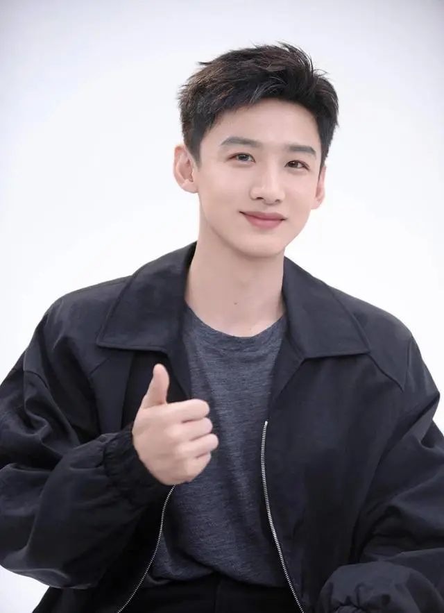 ：卫衣胶印脱落产品抽检不合格！九游会网站白敬亭潮牌陷质量风波(图14)